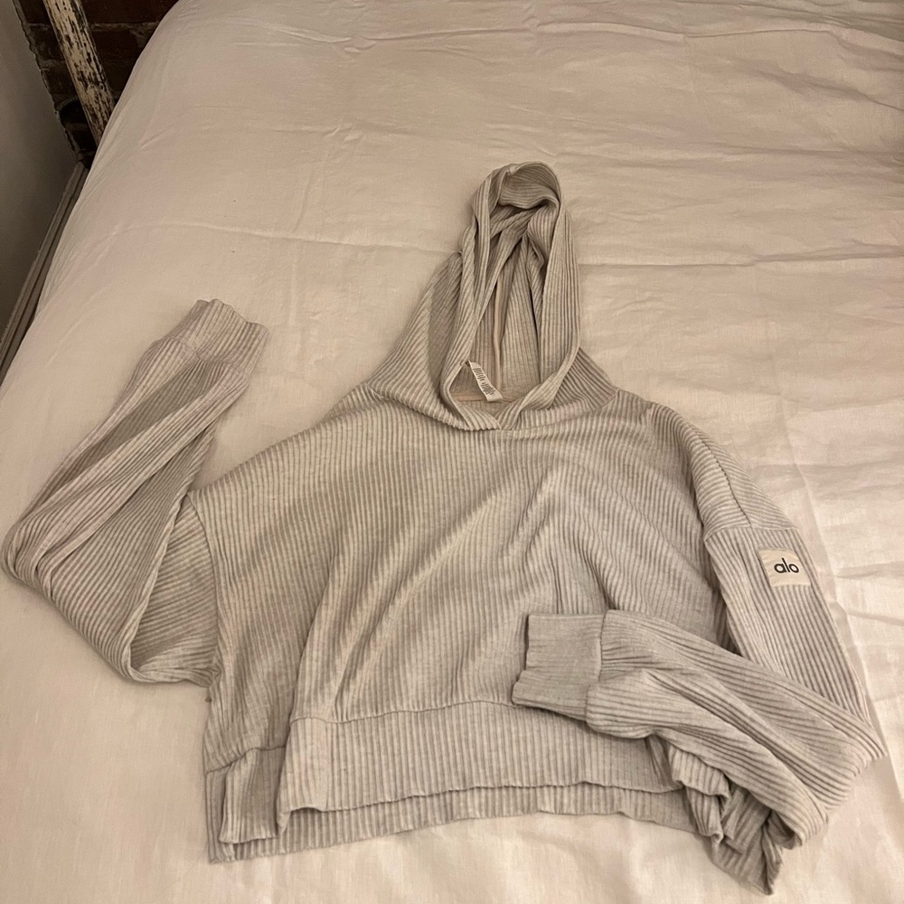 Alo Cropped Hoodie - Ribbed Natural/Ivory